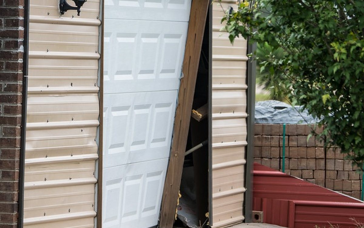 What to Check When a Garage Door Will Not Open