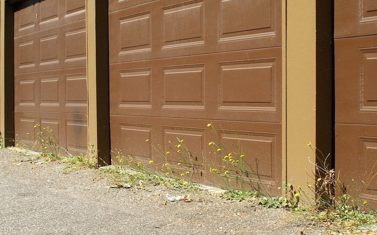 Garage Door Repair in Meadows